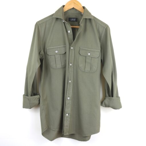 Camisa dos bolsillos kaki