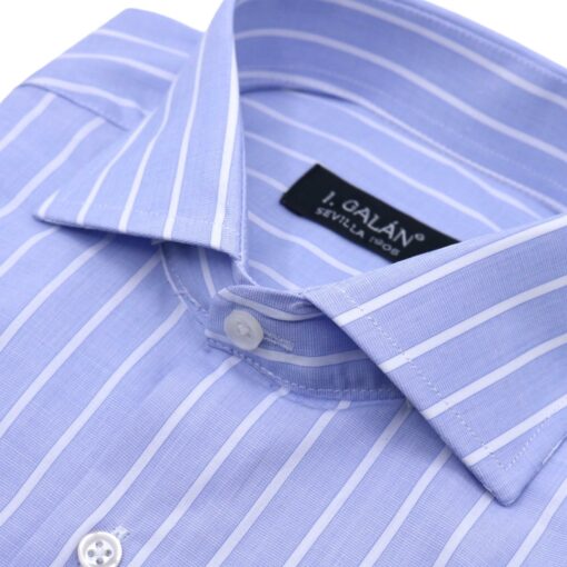 Camisa azul fil a fil con barra blanca puño doble - Imagen 4