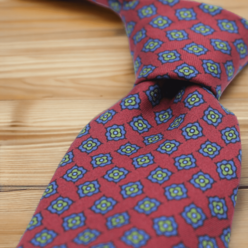 Corbata seda flor burdeos - Imagen 2