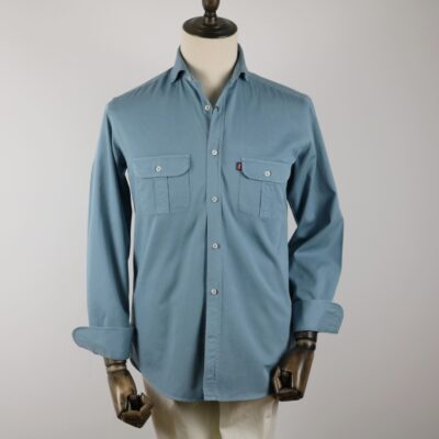 Camisa 2 bolsillos color azul petroleo