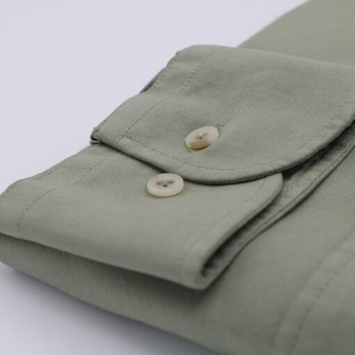 Camisa Oxford tintada verde