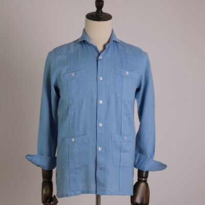 Guayabera lino azul